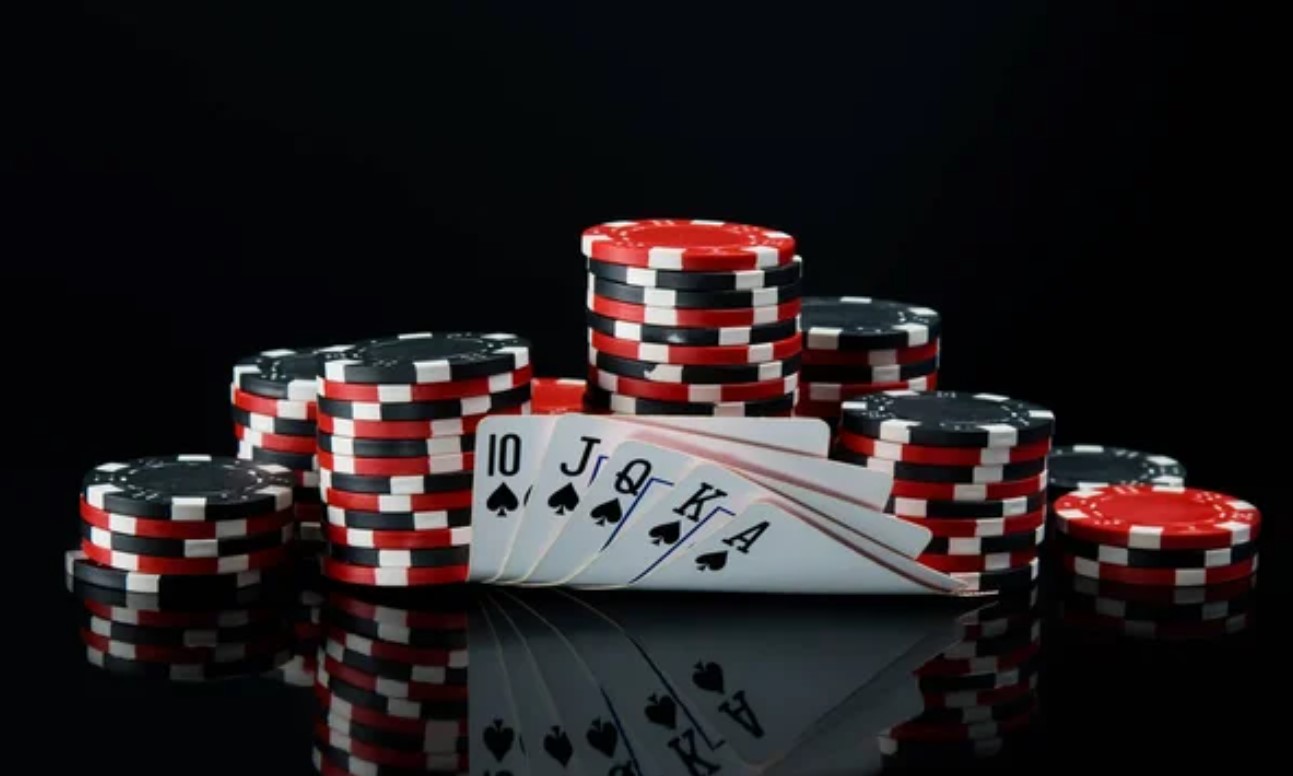 Bagaimana Mengatasi Tekanan Psikologis dalam Turnamen Poker Online